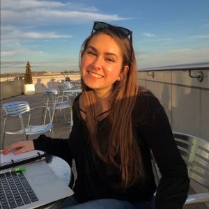 Meet your Posher, Manuella